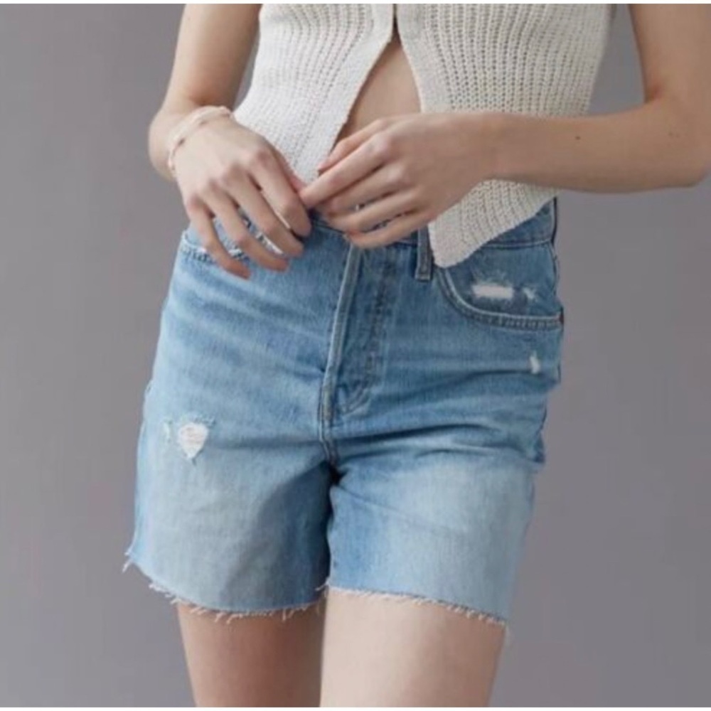 New BDG 90s Long Inseam Shorts Urban Outfitters high waist blue raw hem rip NWT